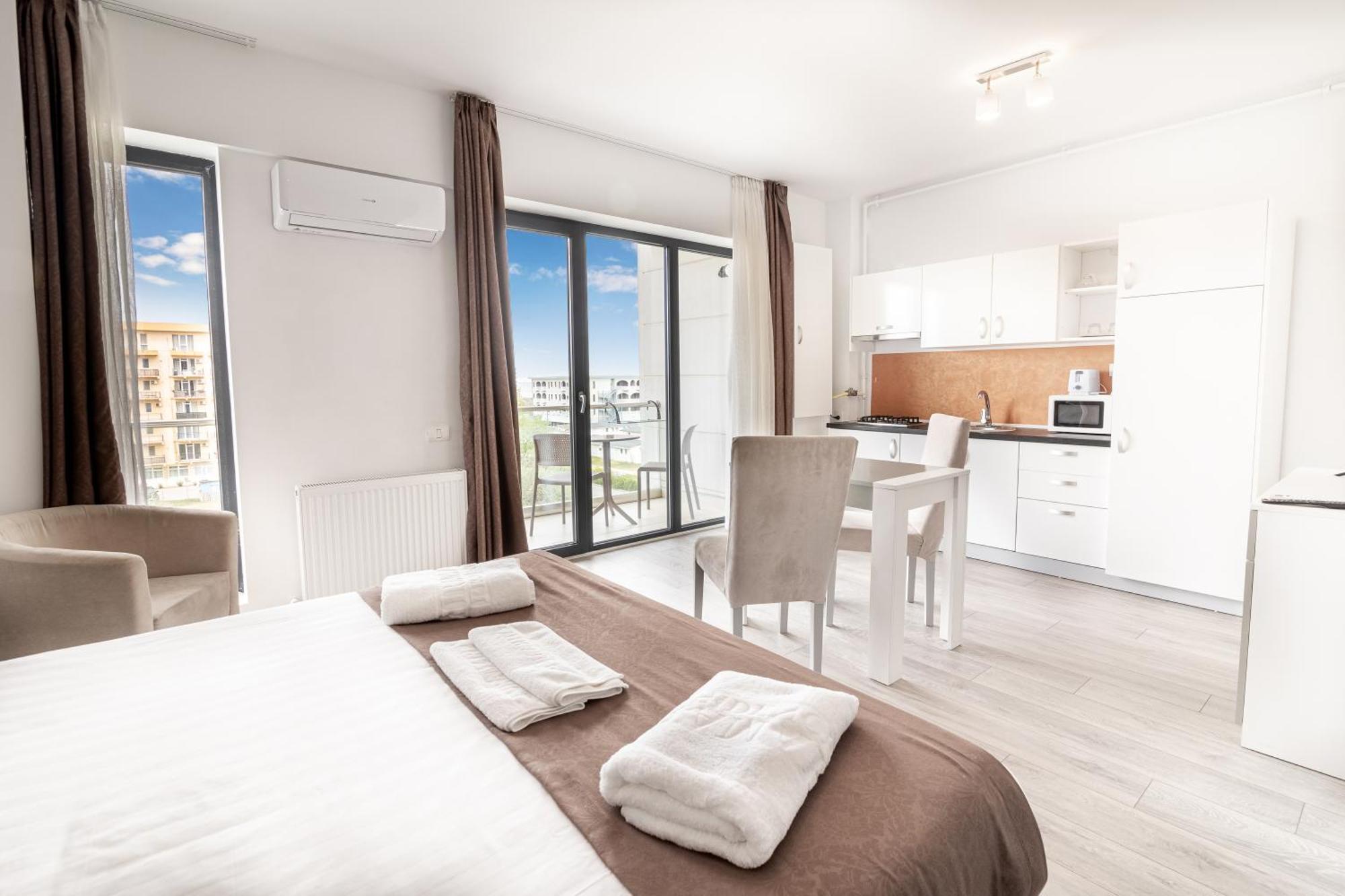 Miramare Residence Aparthotel Navodari Luaran gambar